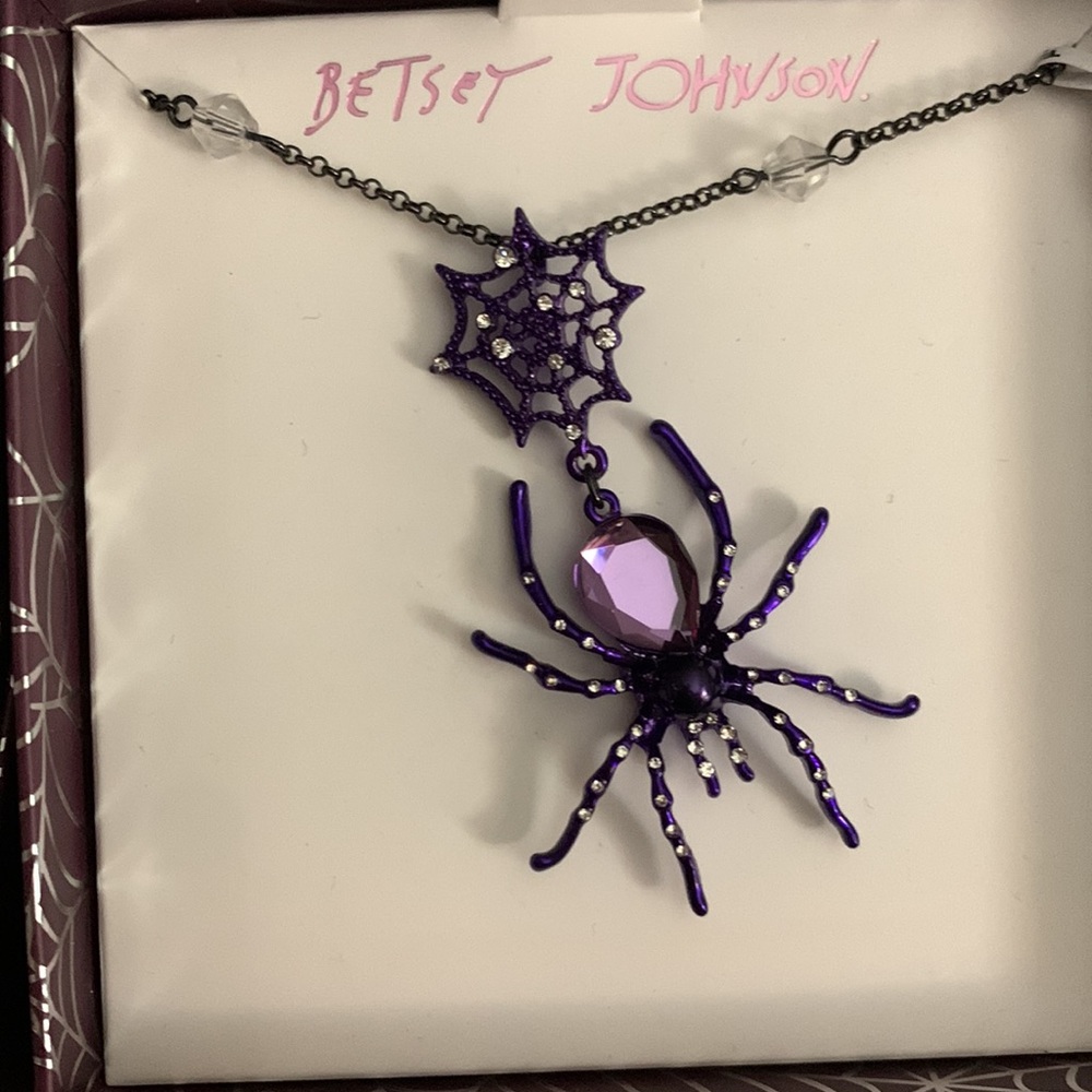 Betsey Johnson spider necklace and earring set